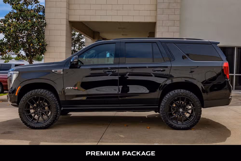 2025 GMC Yukon AT4 Image 6