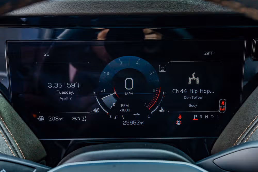 2025 GMC Yukon AT4 Image 20