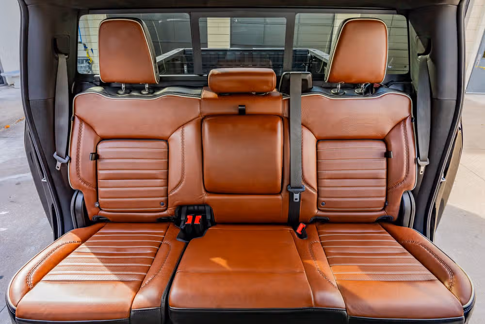 2024 GMC Sierra 3500HD Denali Ultimate Crew Cab Image 35