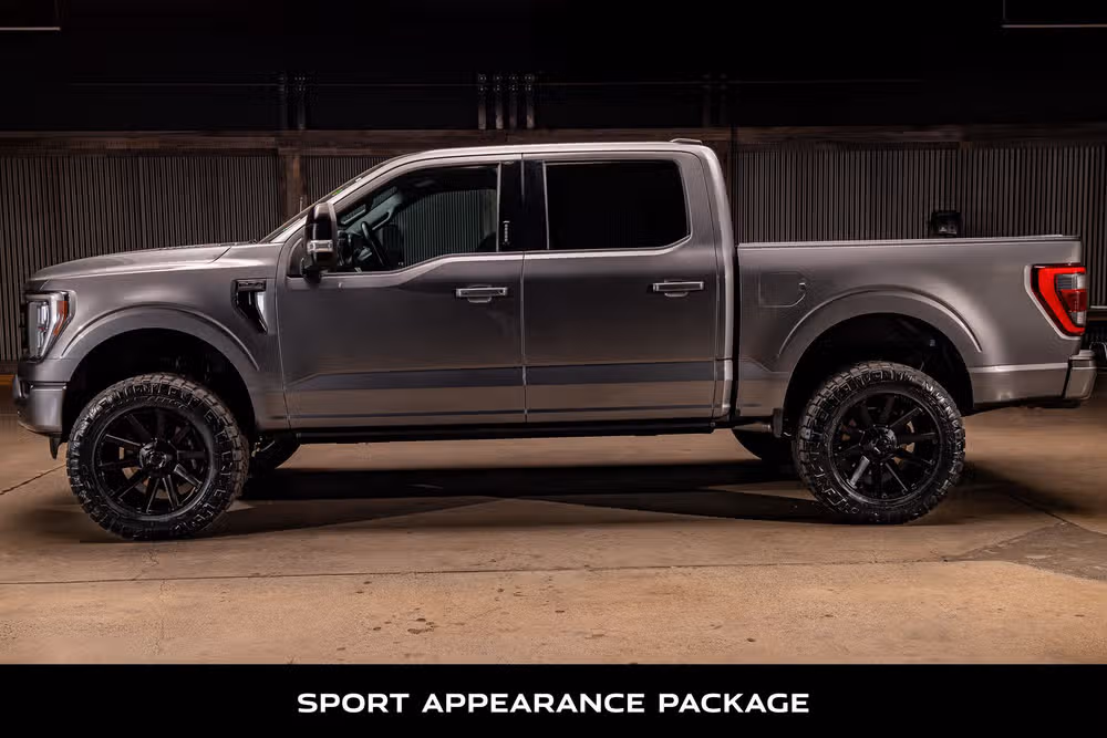 2023 Ford F-150 Lariat SuperCrew Image 6