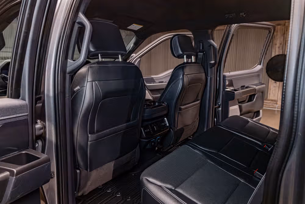 2023 Ford F-150 Lariat SuperCrew Image 22