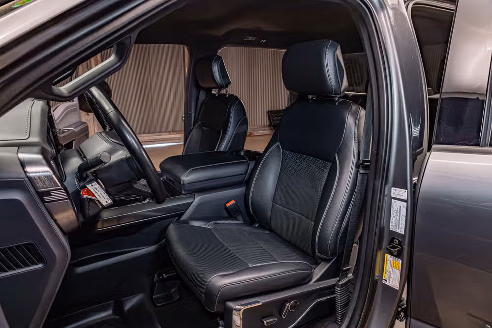 2023 Ford F-150 Lariat SuperCrew Image 20