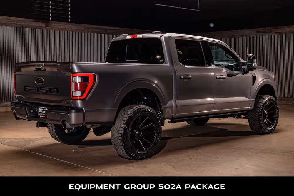 2023 Ford F-150 Lariat SuperCrew Image 10