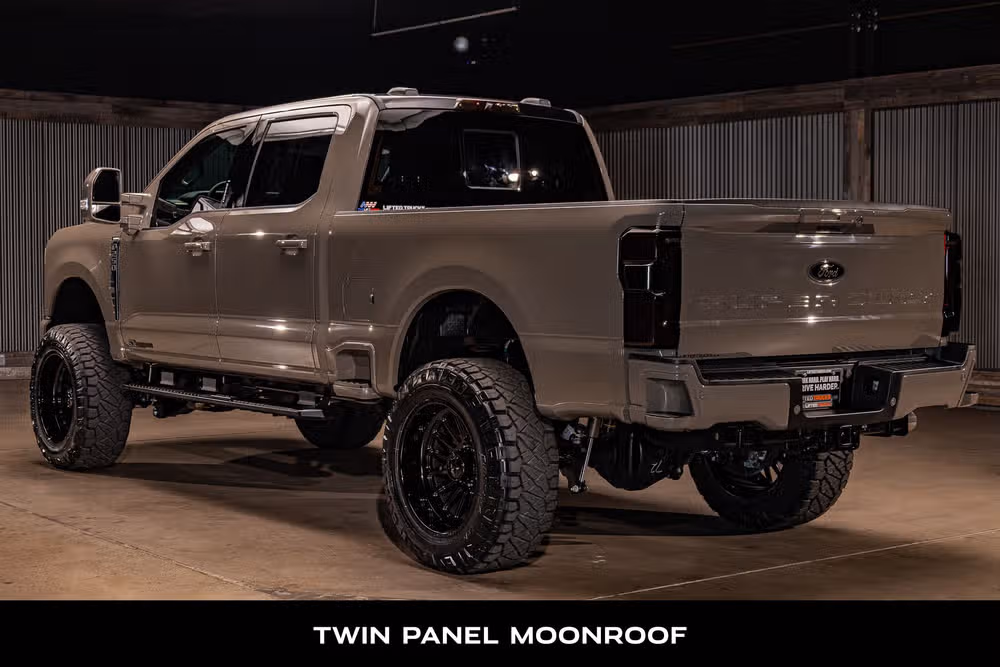 2026 Ford F-250 Super Duty Lariat Crew Cab Image 7