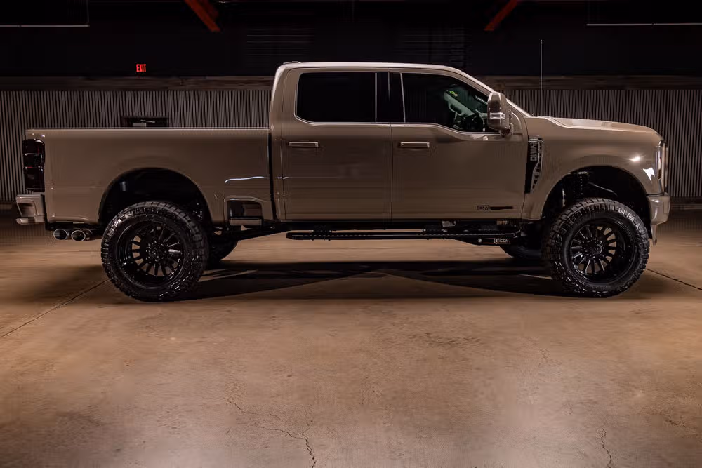 2026 Ford F-250 Super Duty Lariat Crew Cab Image 11