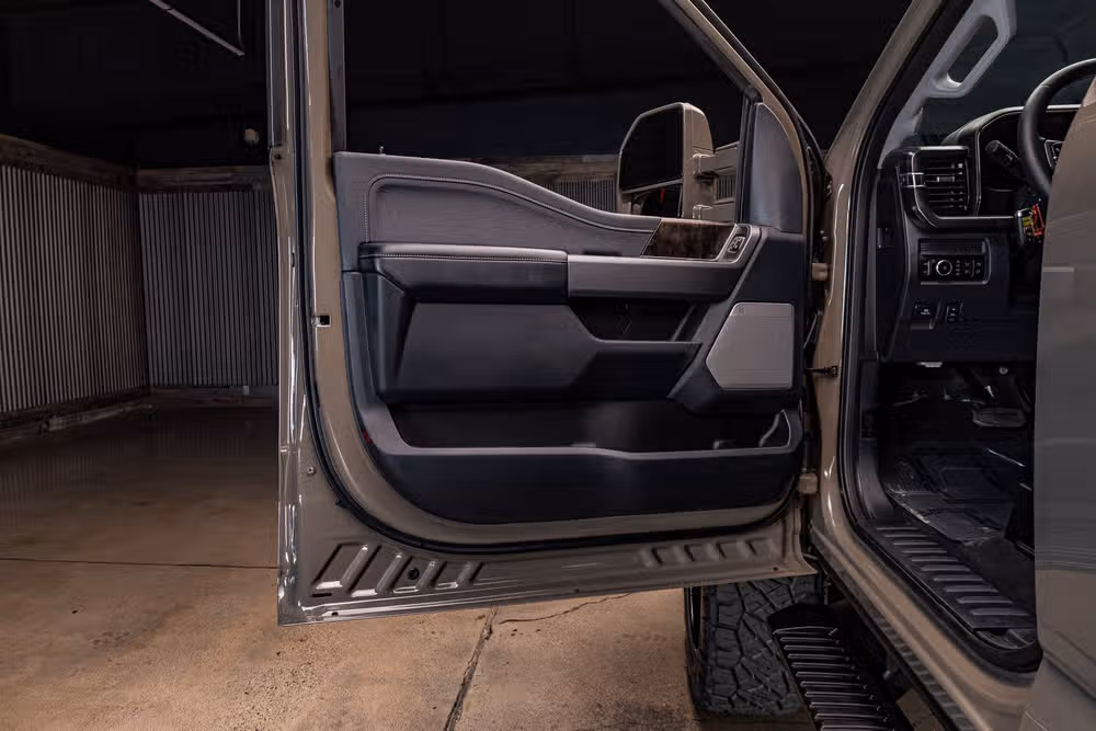 2026 Ford F-250 Super Duty Lariat Crew Cab Image 30