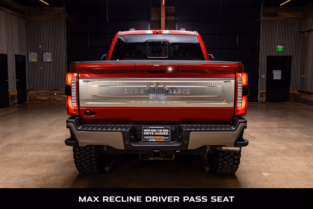 2026 Ford F-250 Super Duty King Ranch Crew Cab Image 8