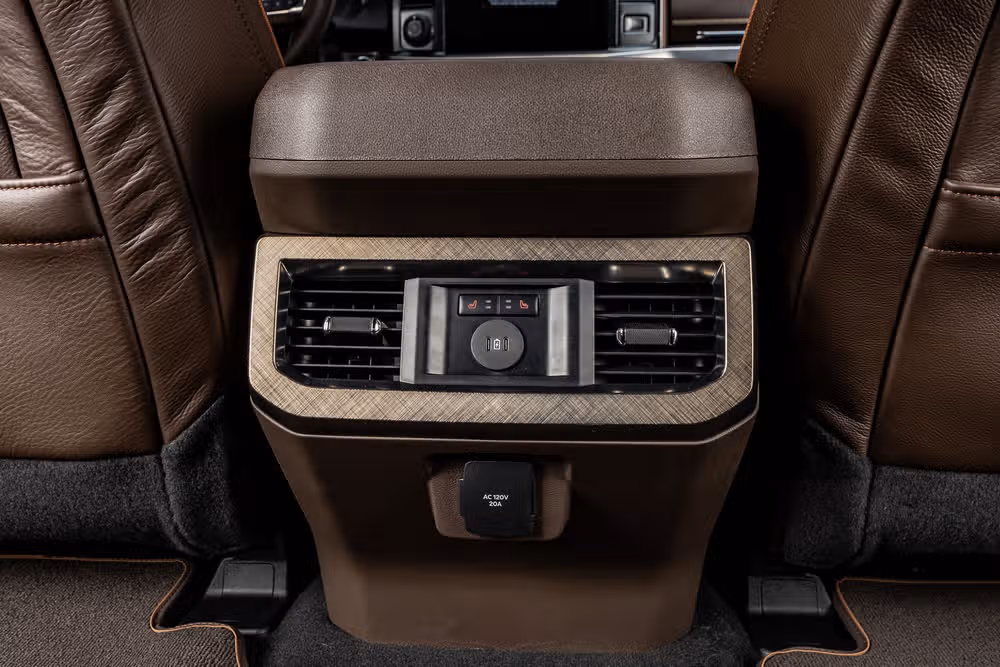 2026 Ford F-250 Super Duty King Ranch Crew Cab Image 33