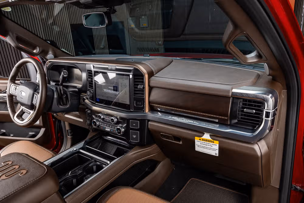 2026 Ford F-250 Super Duty King Ranch Crew Cab Image 18