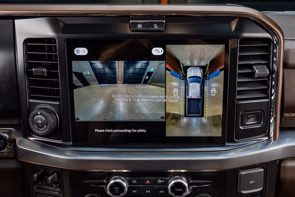 2026 Ford F-250 Super Duty King Ranch Crew Cab Image 26