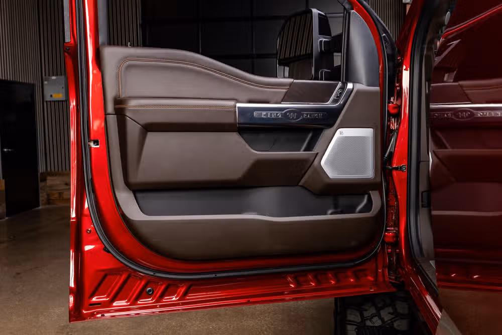 2026 Ford F-250 Super Duty King Ranch Crew Cab Image 36