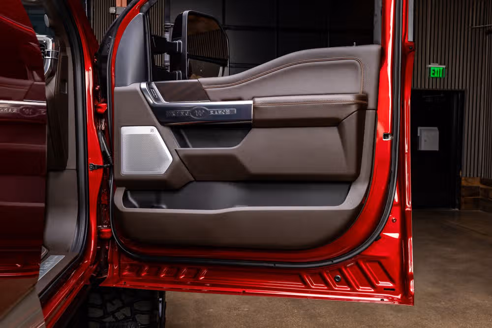 2026 Ford F-250 Super Duty King Ranch Crew Cab Image 37