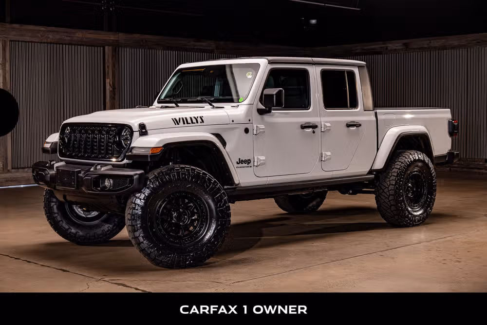 2025 Jeep Gladiator Willys Crew Cab Image 5