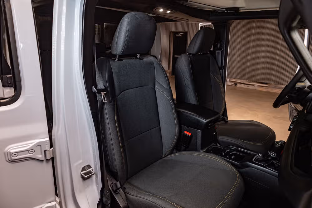 2025 Jeep Gladiator Willys Crew Cab Image 20