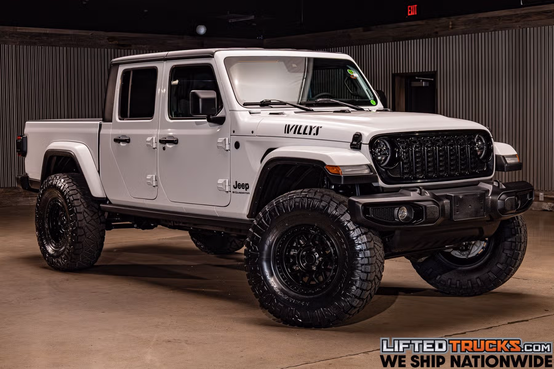2025 Jeep Gladiator Willys Crew Cab Image 1