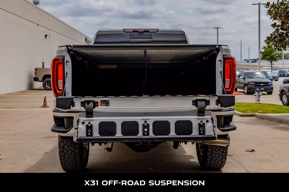 2021 GMC Sierra 3500HD Denali Crew Cab Image 8