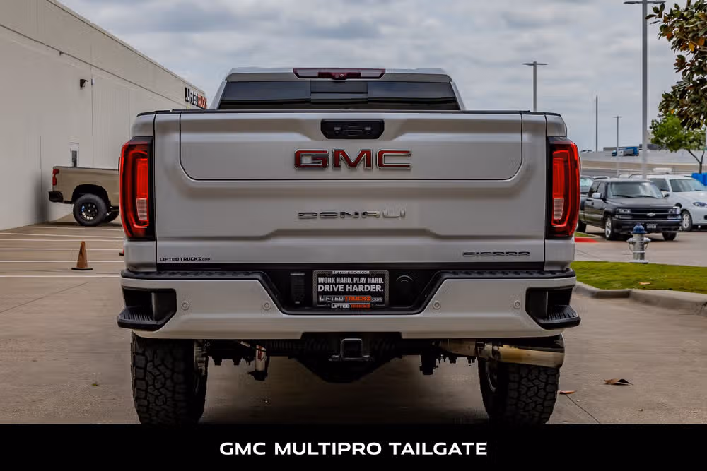 2021 GMC Sierra 3500HD Denali Crew Cab Image 7
