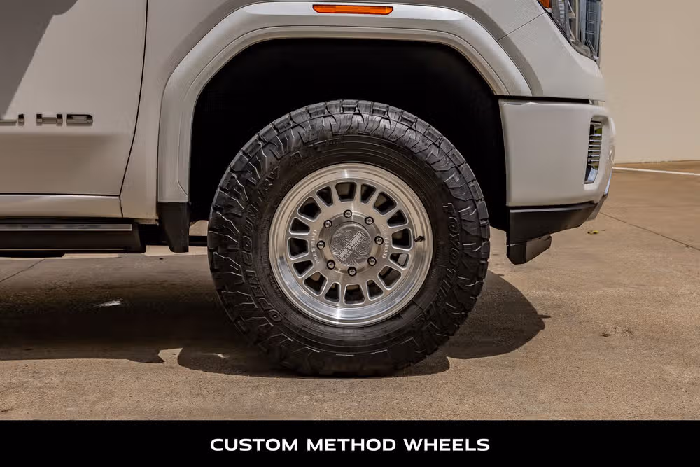 2021 GMC Sierra 3500HD Denali Crew Cab Image 11