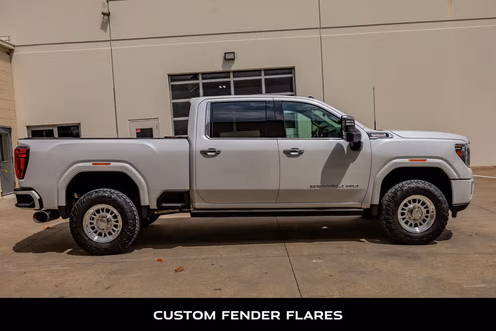 2021 GMC Sierra 3500HD Denali Crew Cab Image 10