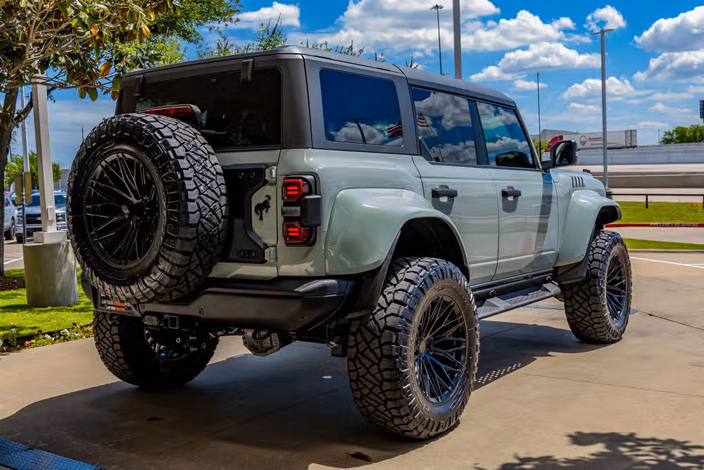 2024 Ford Bronco Raptor Image 10