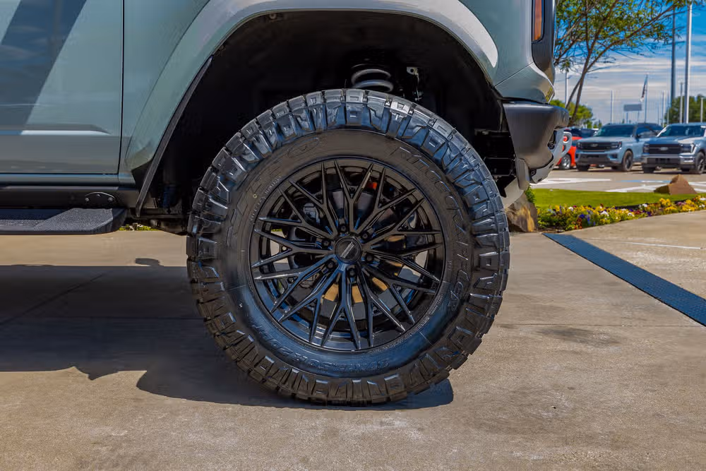 2024 Ford Bronco Raptor Image 12