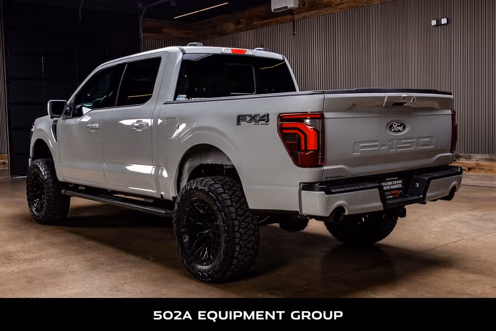 2026 Ford F-150 Lariat SuperCrew Image 7