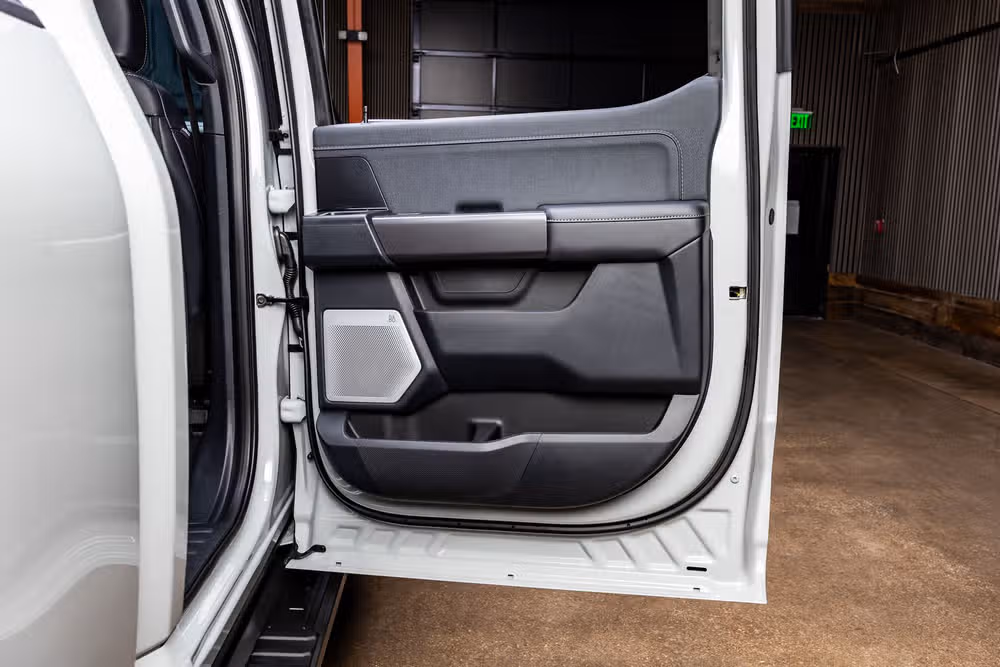 2026 Ford F-150 Lariat SuperCrew Image 39