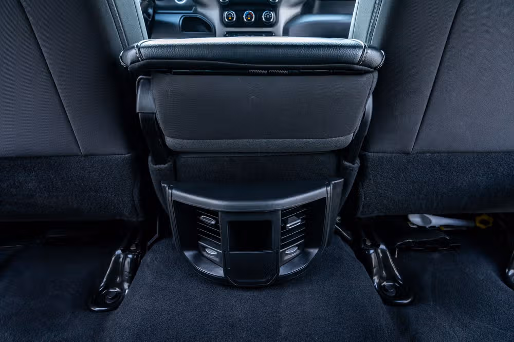 2024 Ram 3500 Tradesman Crew Cab Image 34
