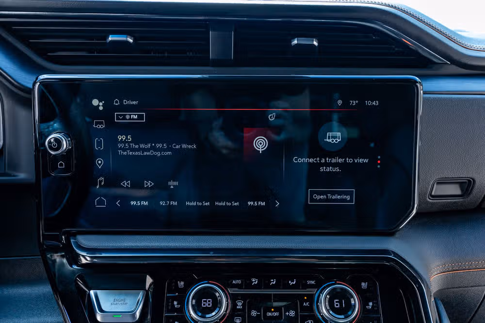 2022 GMC Sierra 1500 AT4 Crew Cab Image 25