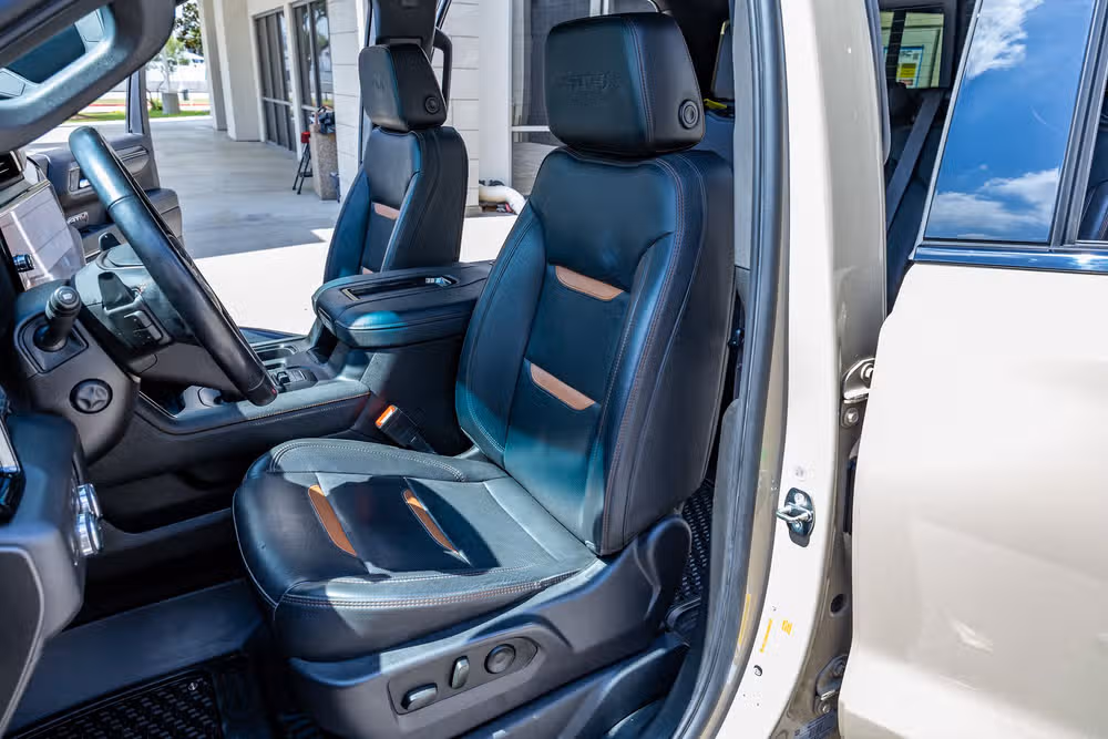 2022 GMC Sierra 1500 AT4 Crew Cab Image 30