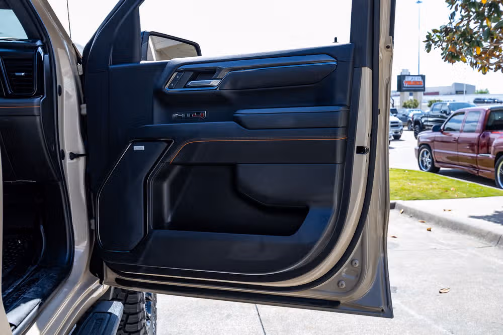 2022 GMC Sierra 1500 AT4 Crew Cab Image 37