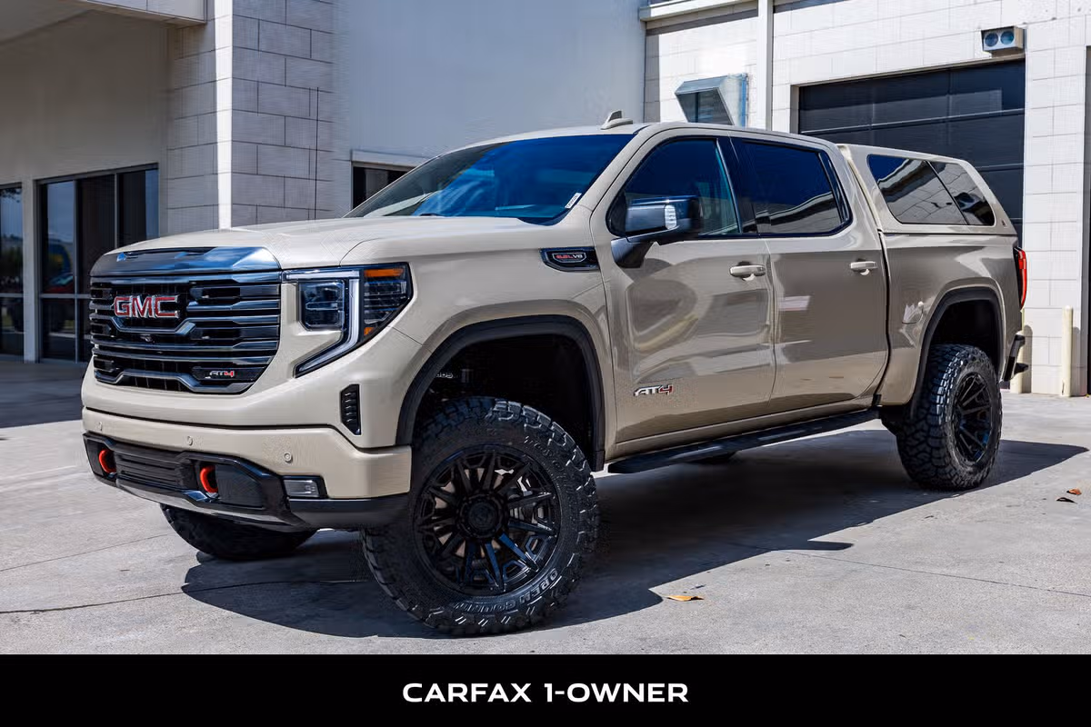 2022 GMC Sierra 1500 AT4 Crew Cab