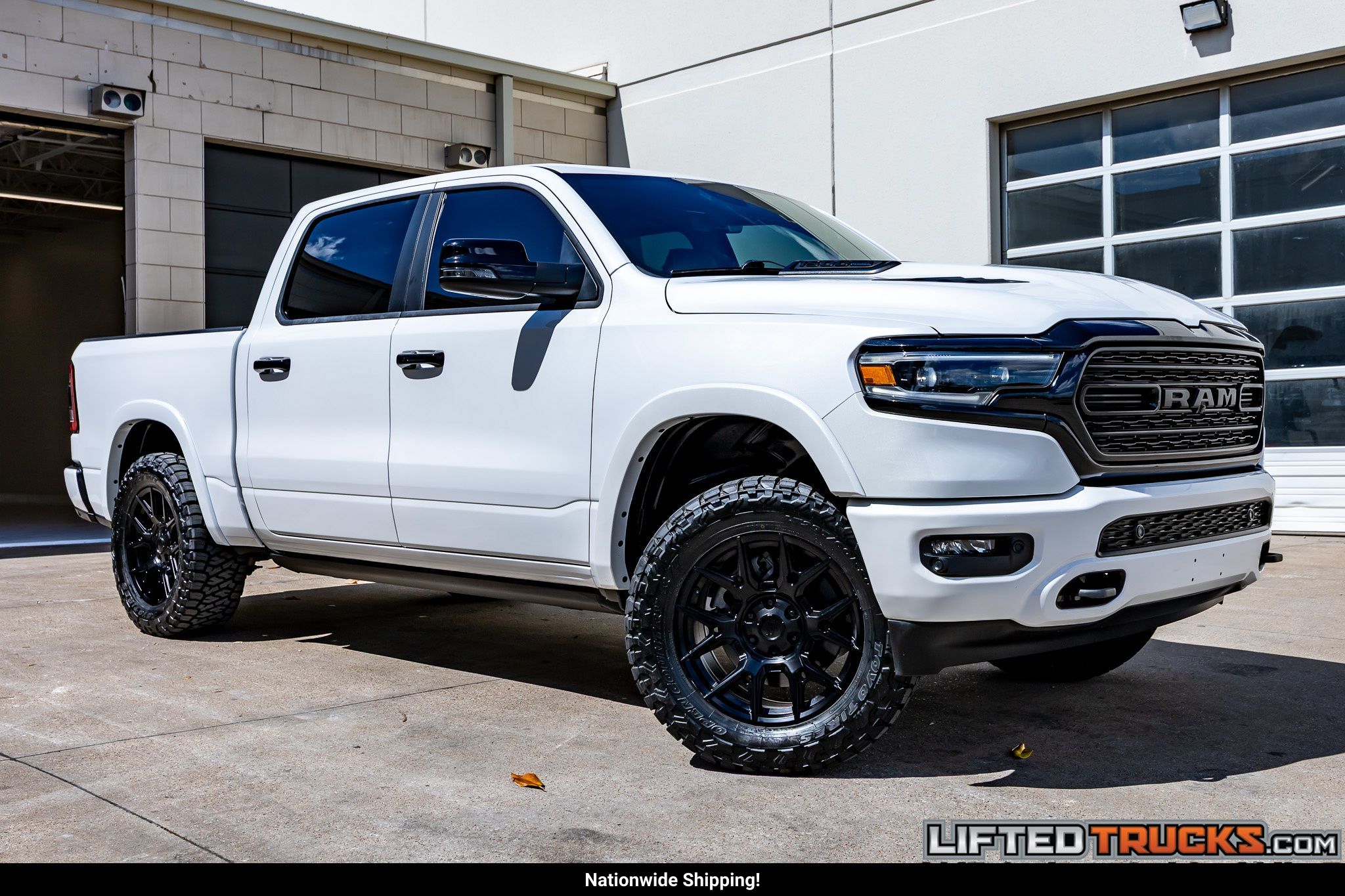 White (Ivory Tri-Coat Pearl) 2024 RAM 1500 Pickup Truck Four-Wheel Drive Automatic