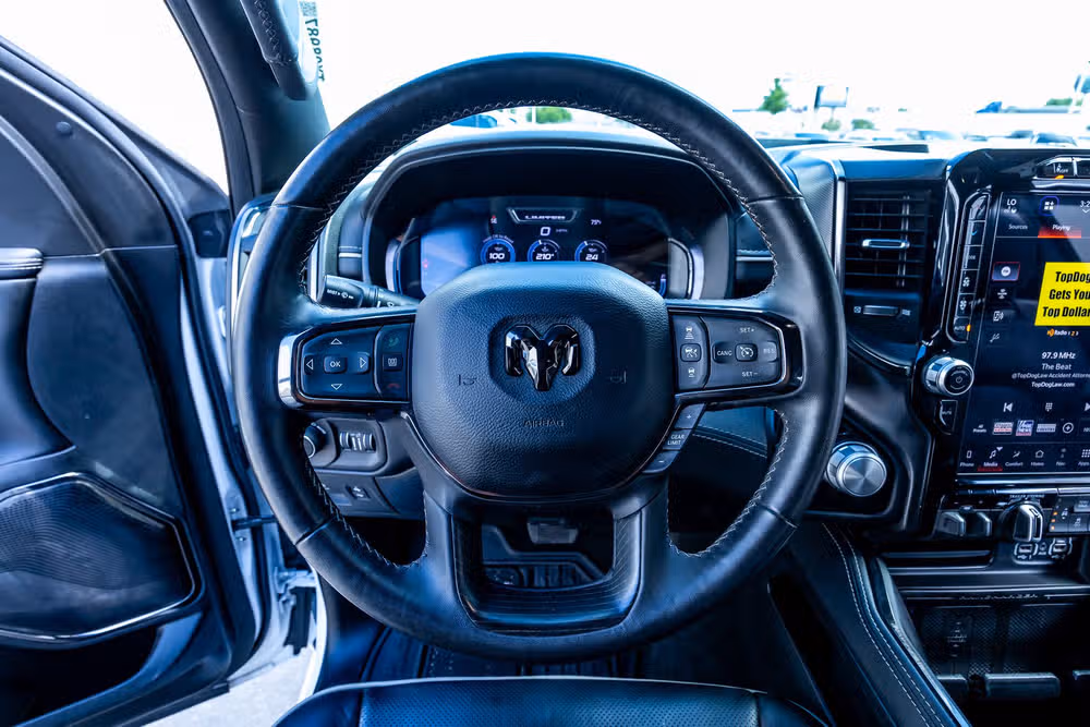 2024 Ram 1500 Limited Crew Cab Image 19
