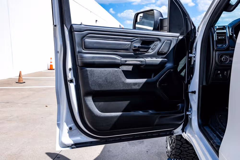 2024 Ram 1500 Limited Crew Cab Image 37
