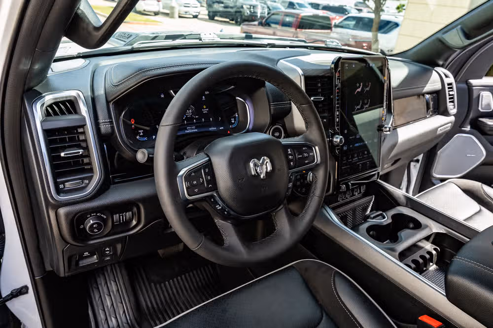 2026 Ram 1500 Laramie Crew Cab Image 17
