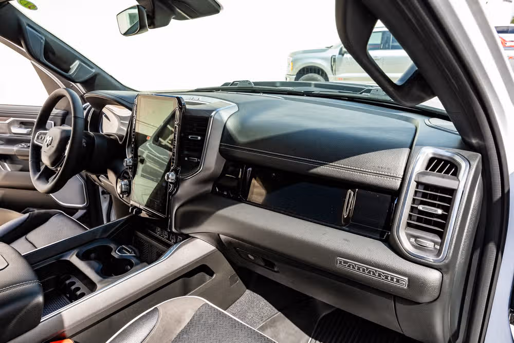 2026 Ram 1500 Laramie Crew Cab Image 18