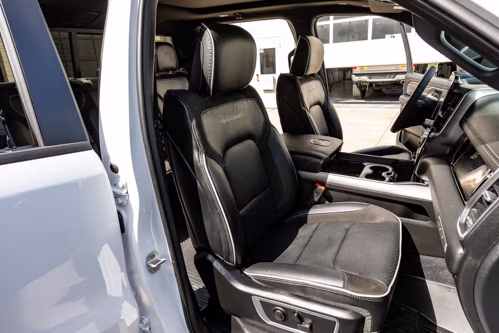 2026 Ram 1500 Laramie Crew Cab Image 32