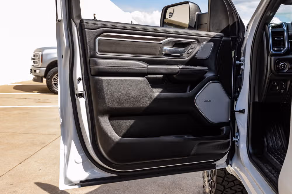 2026 Ram 1500 Laramie Crew Cab Image 37