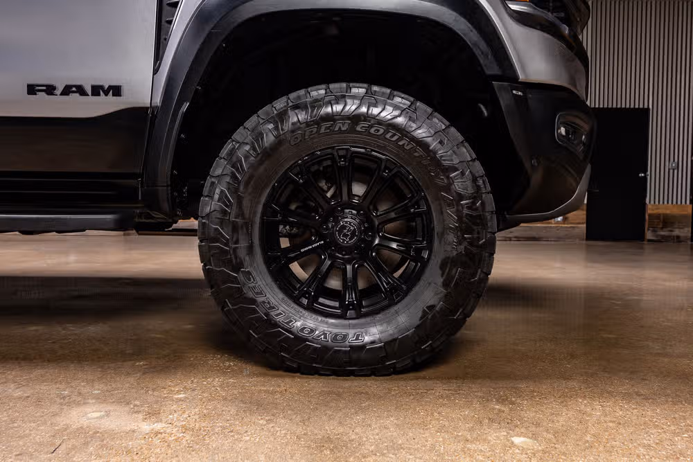 2023 Ram 1500 TRX Crew Cab Image 12