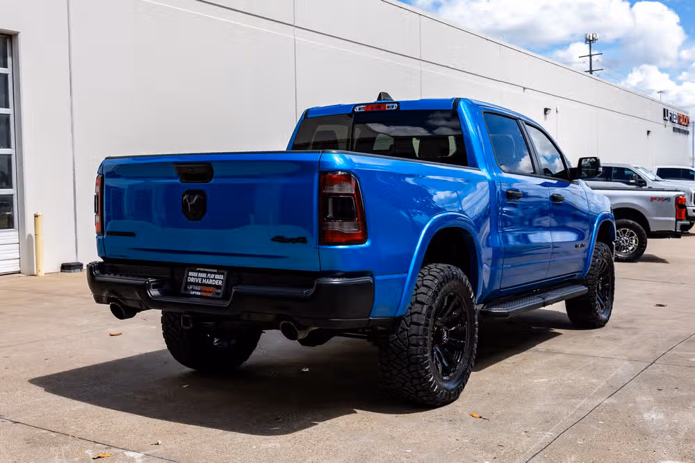 2023 Ram 1500 Big Horn Crew Cab Image 10