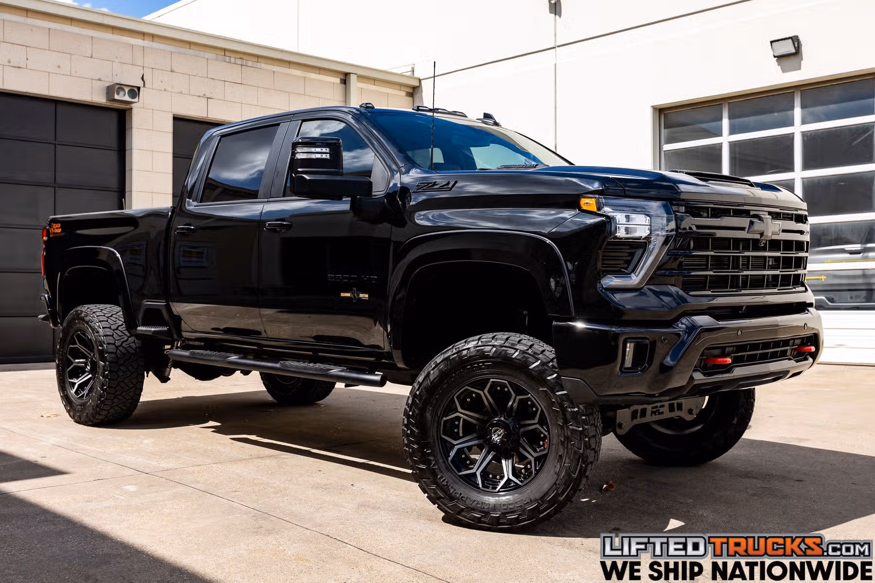 2026 Chevrolet Silverado 2500HD LT Crew Cab Image 1