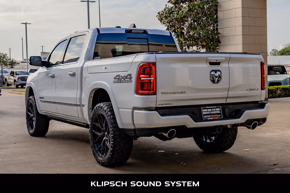2025 Ram 1500 Tungsten Crew Cab Image 7