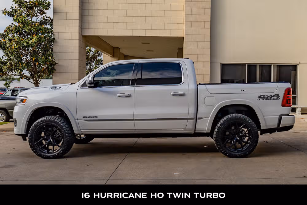 2025 Ram 1500 Tungsten Crew Cab Image 6