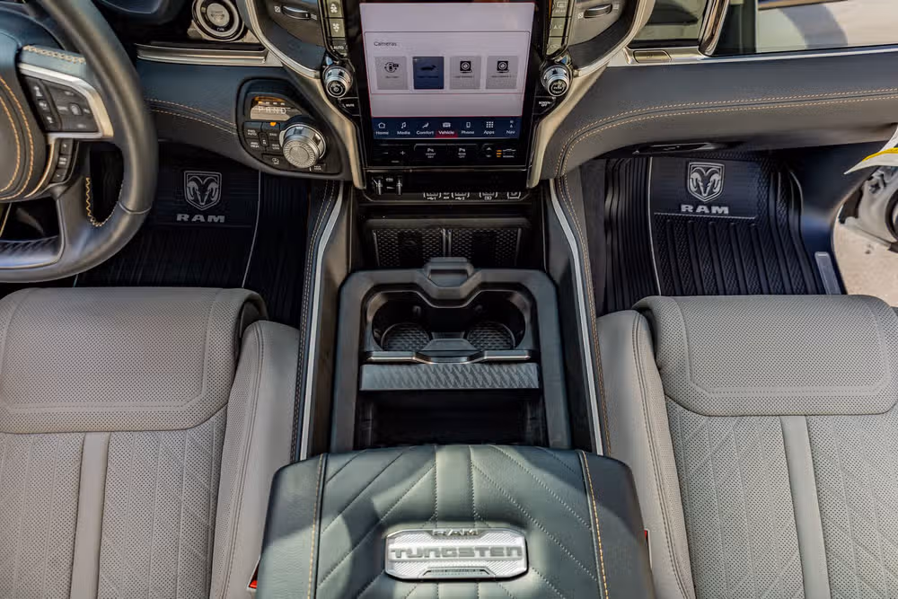 2025 Ram 1500 Tungsten Crew Cab Image 28