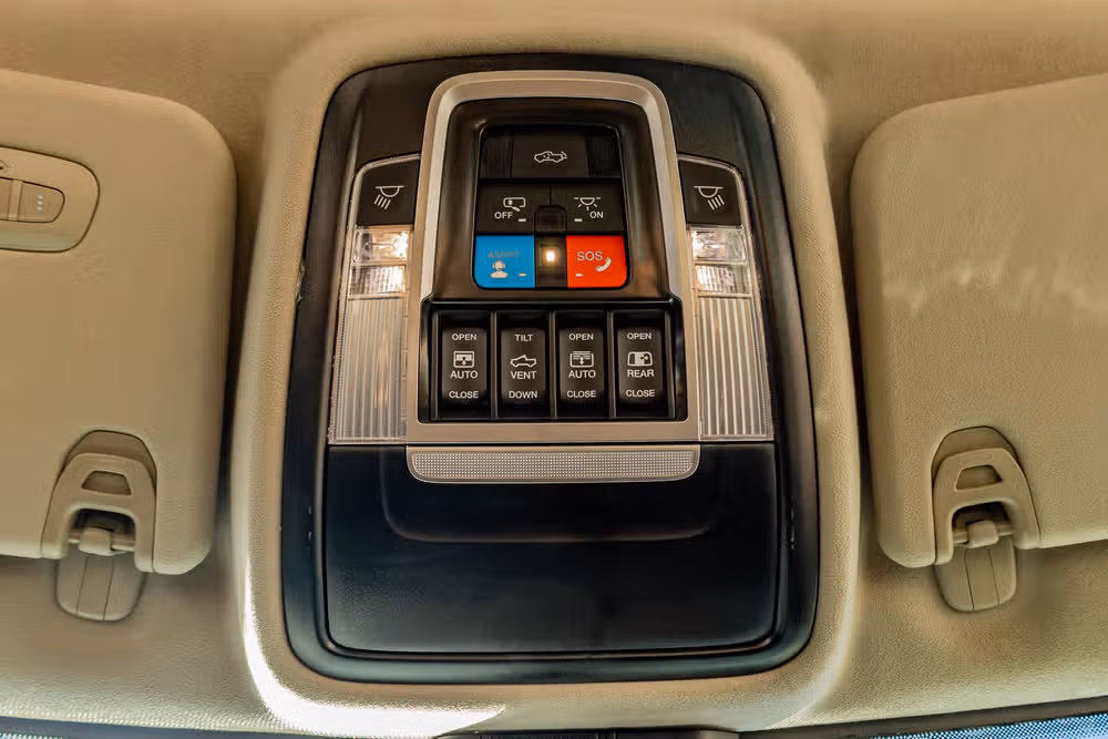 2025 Ram 1500 Tungsten Crew Cab Image 29