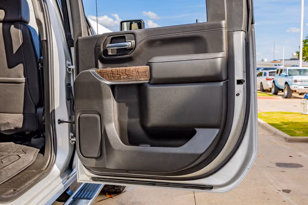 2020 GMC Sierra 3500HD Denali Crew Cab Image 39