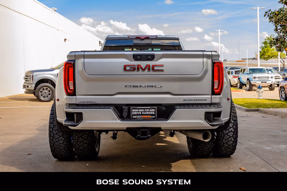 2020 GMC Sierra 3500HD Denali Crew Cab Image 8