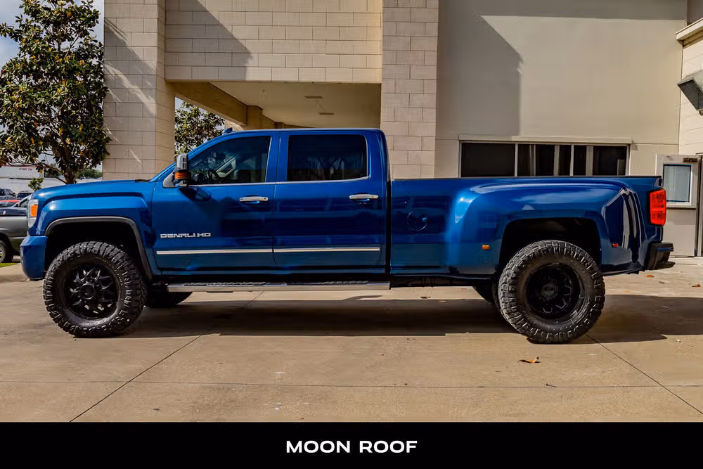 2015 GMC Sierra 3500HD Denali Crew Cab Image 6