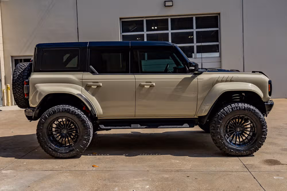 2025 Ford Bronco Raptor Image 11
